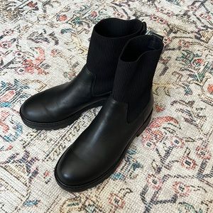 Eileen Fisher boots size 6
